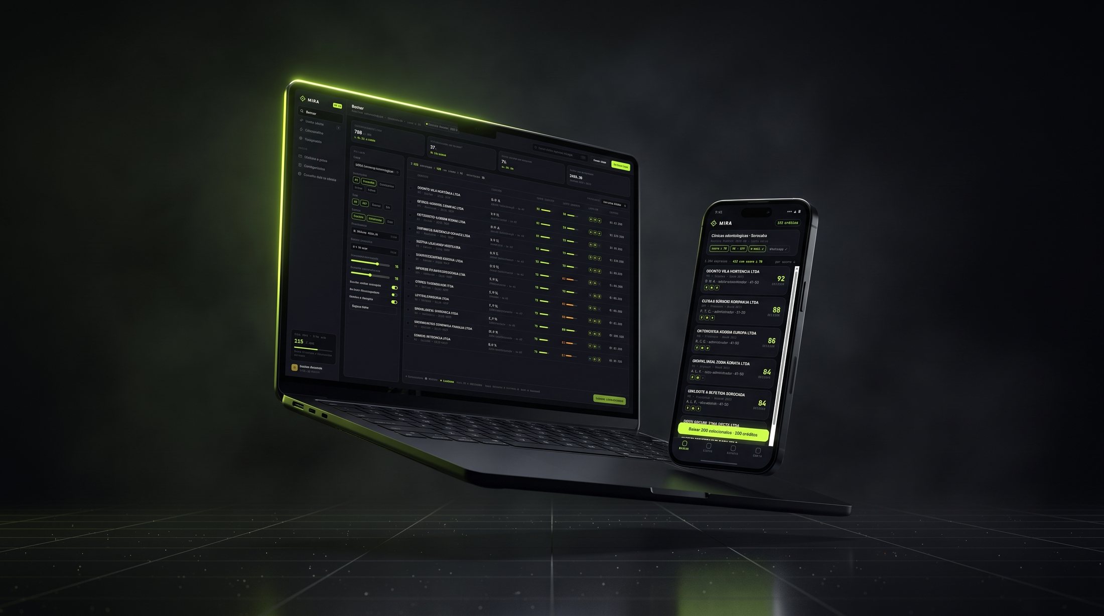 Laptop e celular com o MIRA